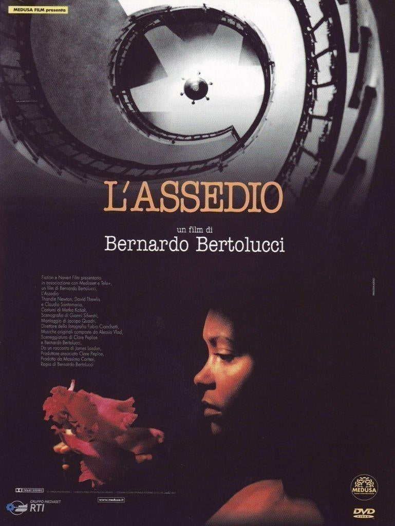 Assedio (L)