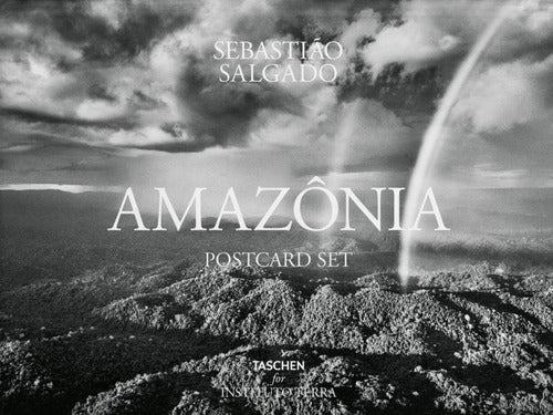 Cover of Sebastião Salgado. Amazônia. Postcard Set. Ediz. inglese, francese, tedesca e spagnola