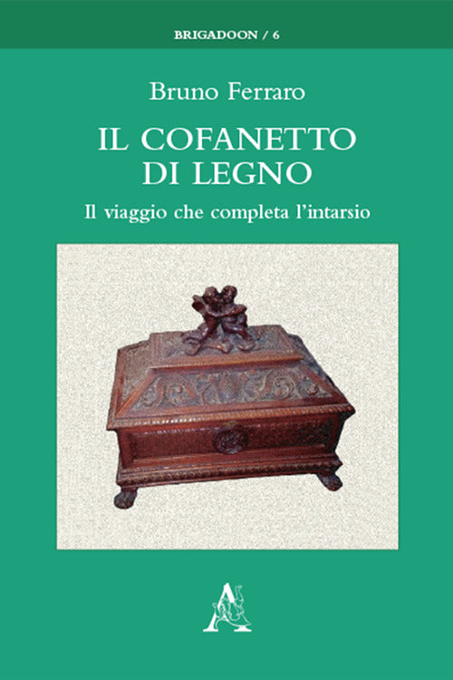 Cover of cofanetto di legno. Il viaggio che completa l'intarsio