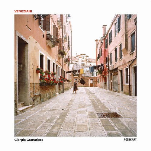 Cover of Veneziani. Ediz. italiana e inglese