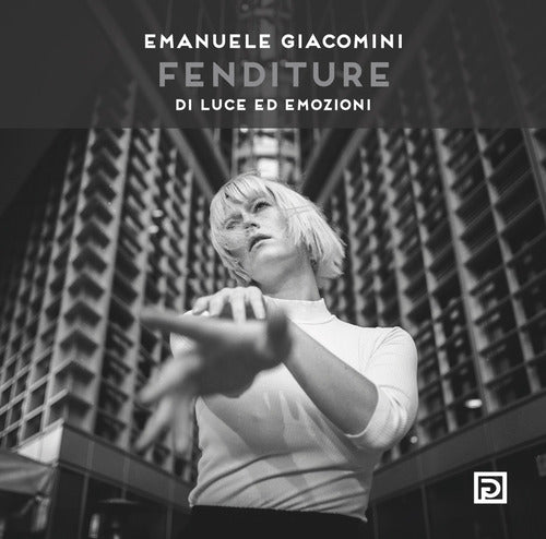 Cover of Fenditure. Di luce ed emozioni