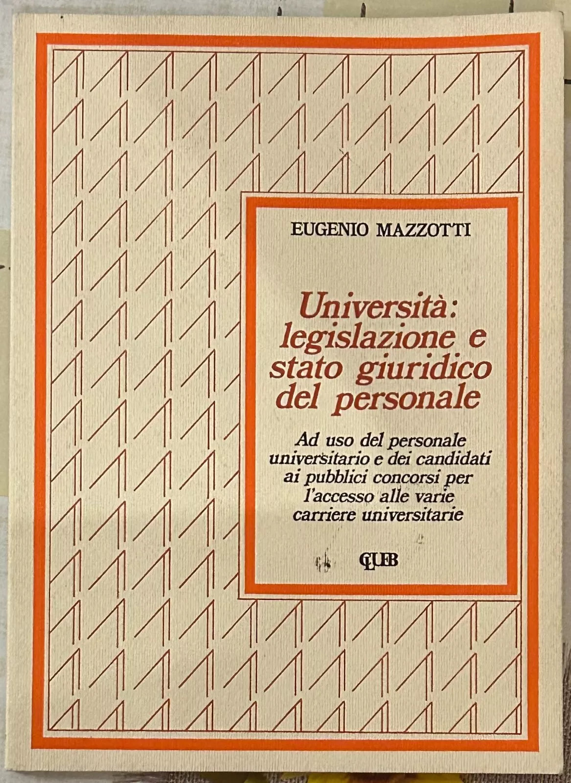 Universit