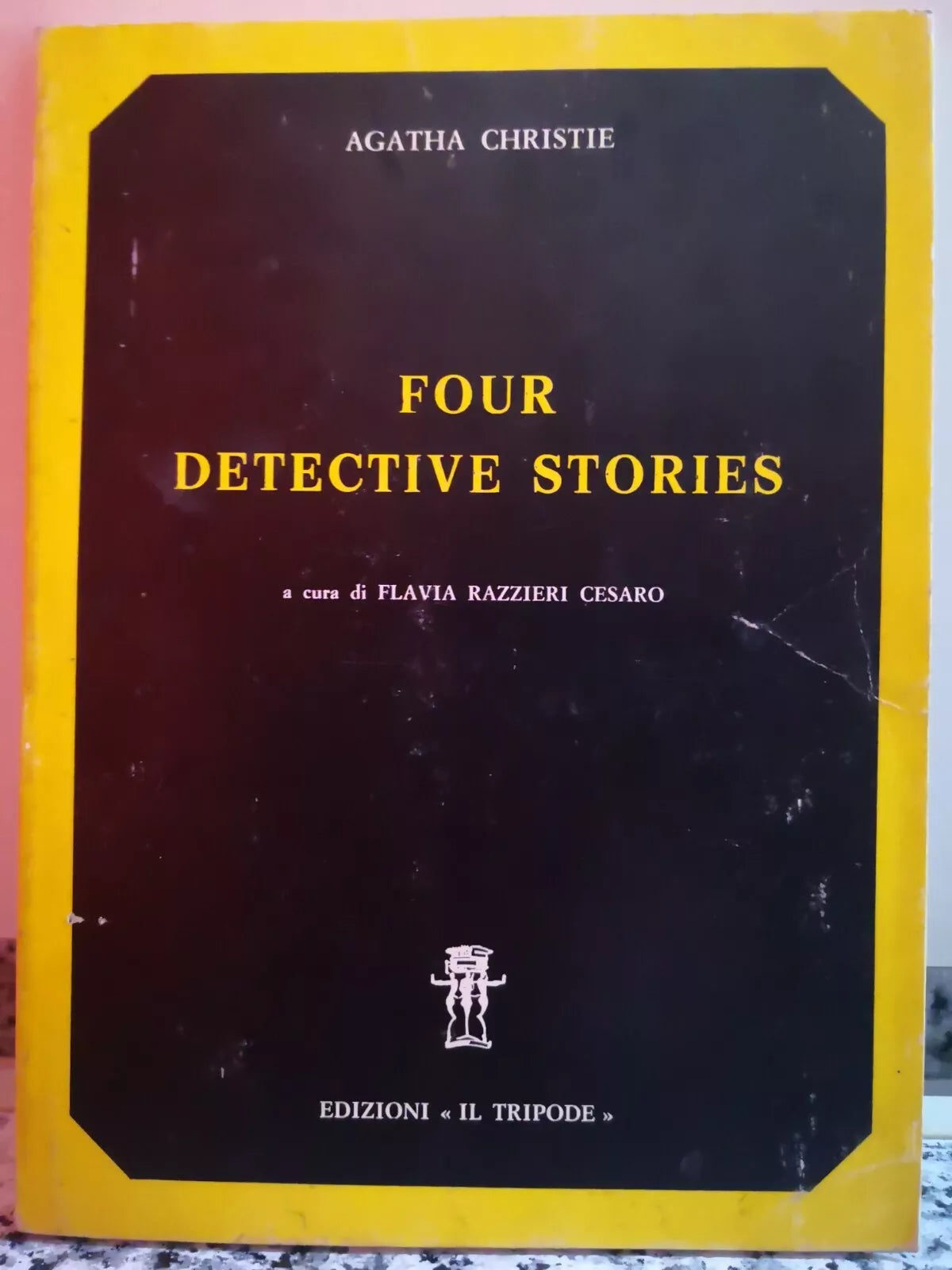 Four detective stories di Agatha Christie, 1983, Il Tripode-F