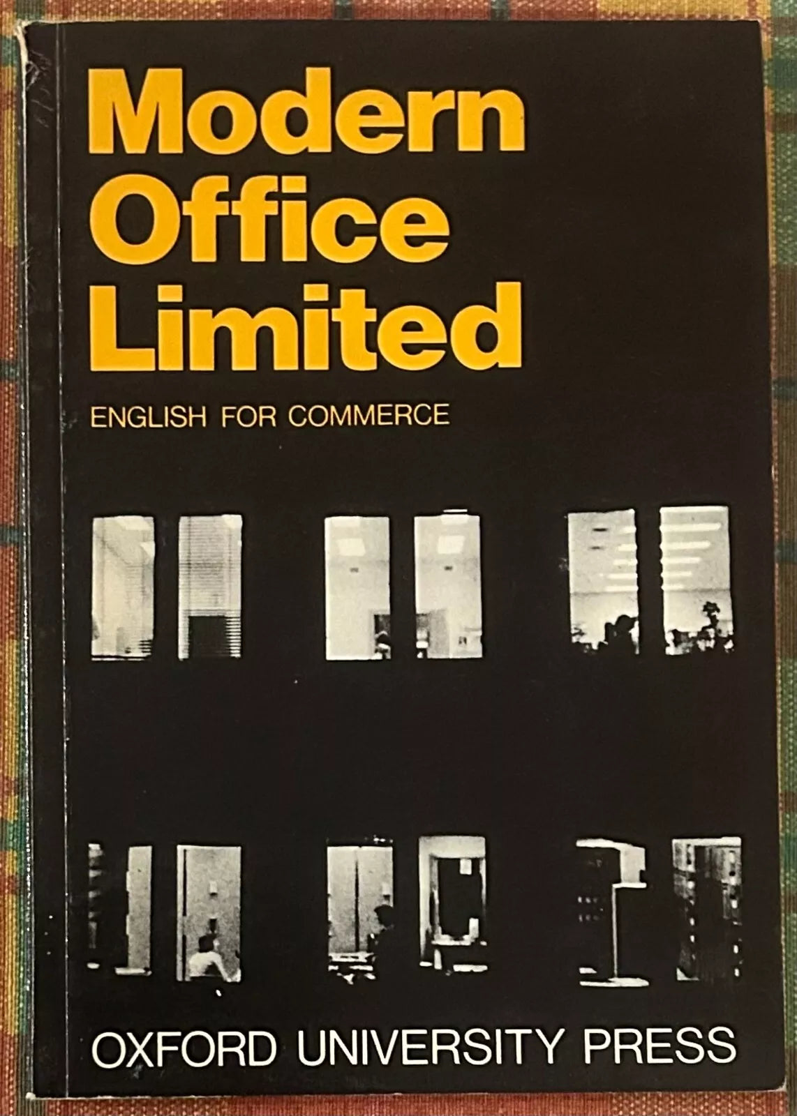 Modern Office Limited English for commerce di Sheila Stanwell