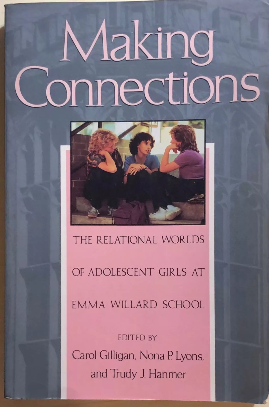 Making connections di Aa.vv., 1990, Harvard University Press