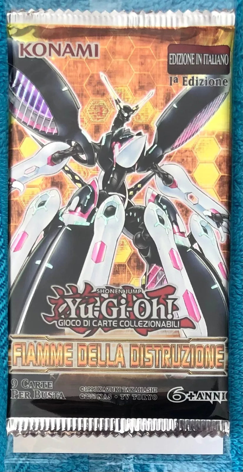 Yu Gi Oh Fiamme della distruzione bustina con 9 carte di Kazuki Takahashi 2019