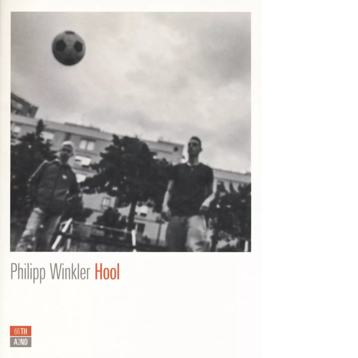 Hool di Philipp Winkler