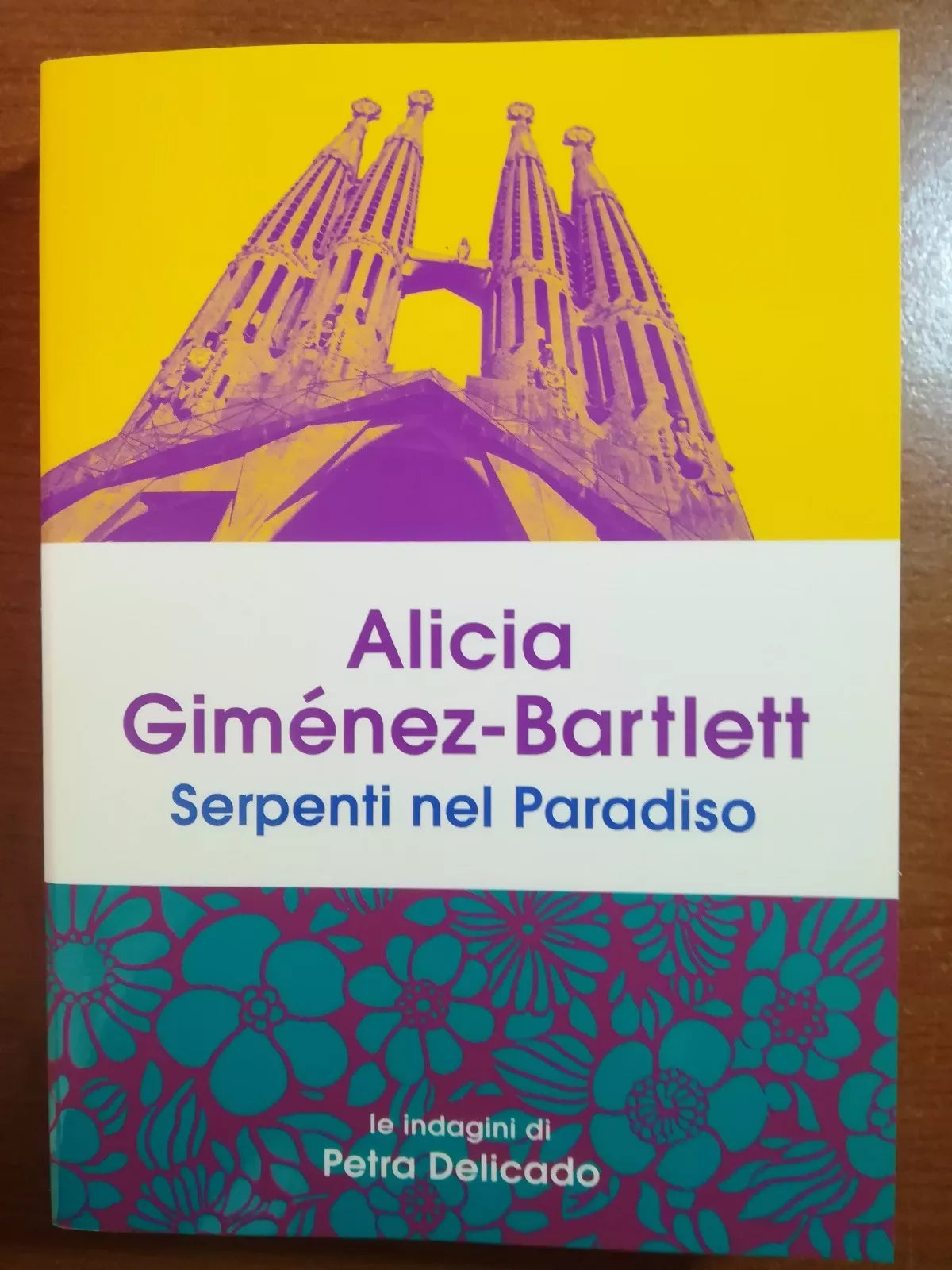 Serpenti nel paradiso - Alicia Gimenez-Bartlett - Mondadori - 2017 - M