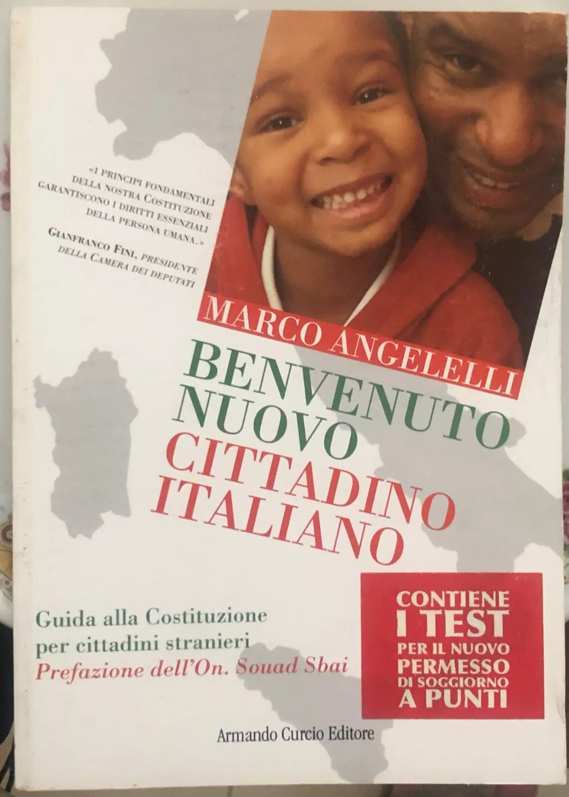 Benvenuto nuovo cittadino italiano Guida alla Costituzione per i cittadini stra
