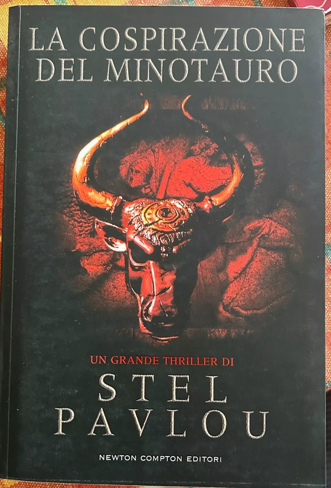 La cospirazione del minotauro di Stel Pavlou