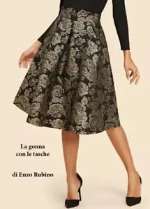 La gonna con le tasche di Enzo Rubino