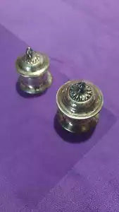 Coppia porta pillole in argento, Germania inizi-meta 900, 12 e 14 gr.