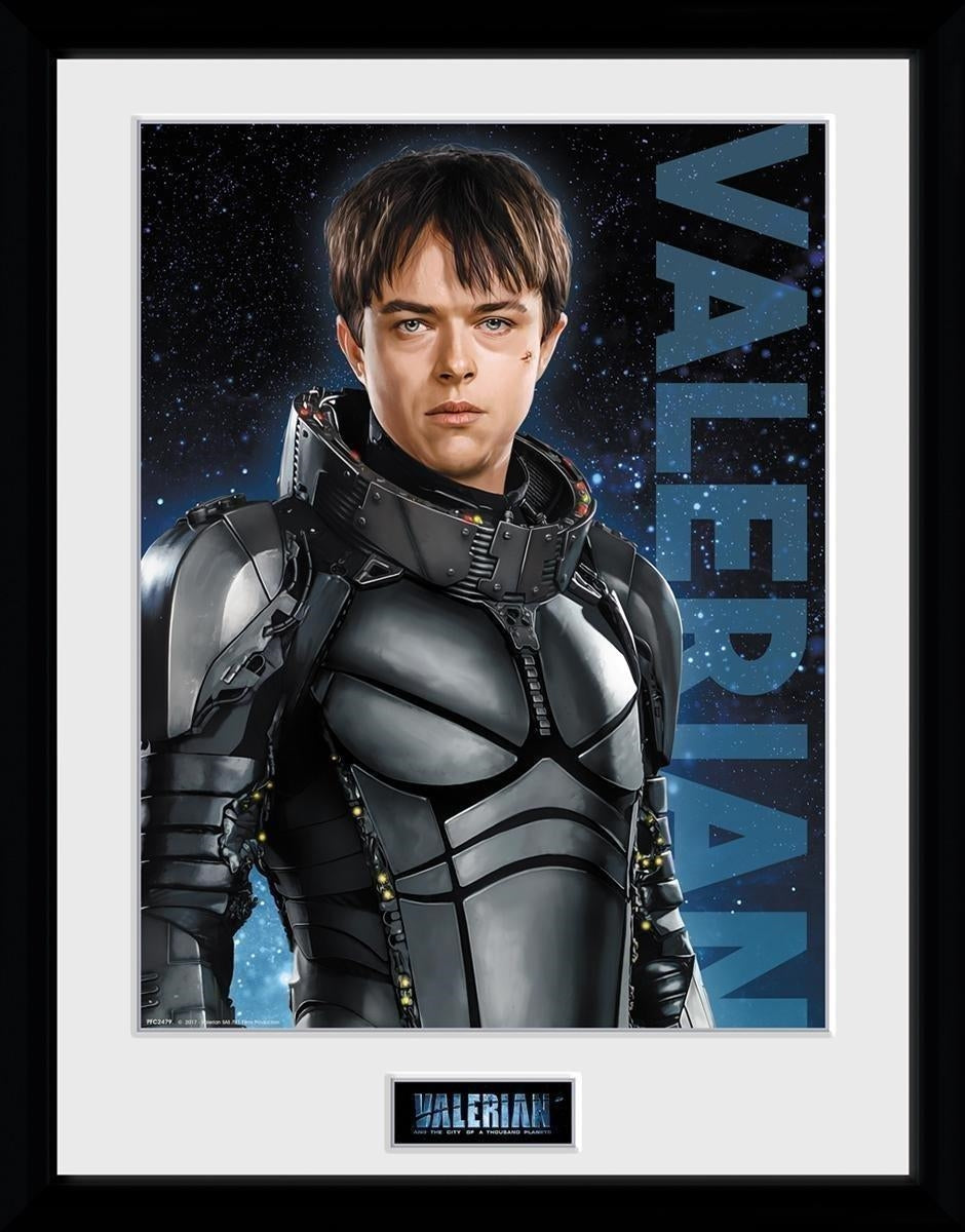 Valerian: Valerian (Stampa In Cornice 30x40 Cm)