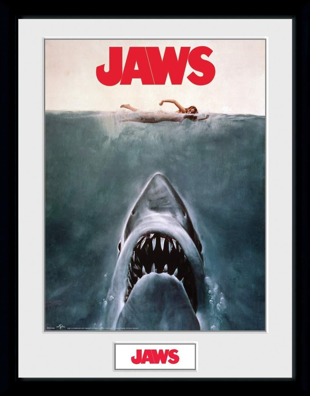 Jaws: Gb Eye - Key Art (Framed Print 30x40 Cm / Stampa In Cornice)