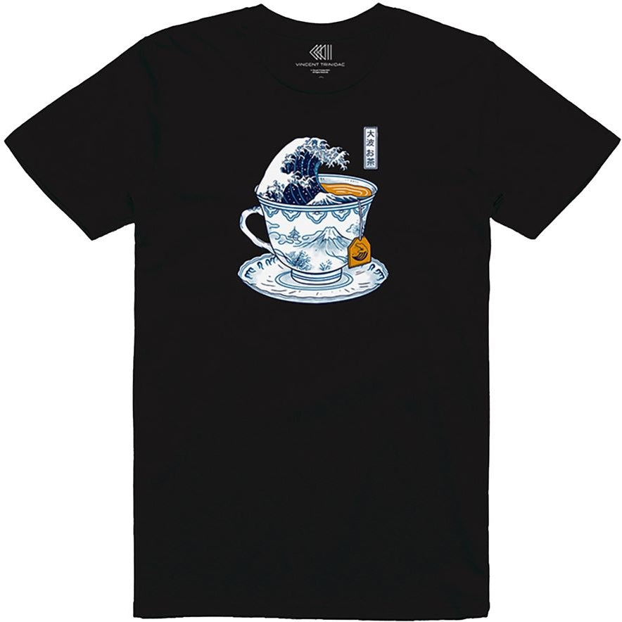 Vincent Trinidad: The Great Kanagawa Tea Black (T-Shirt Unisex Tg. S)