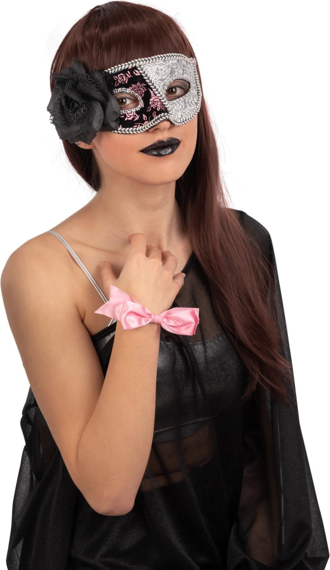 Carnival Toys: Maschera In Plastica Damascata Nera/Argento C/Fiore In Busta C/Cav.