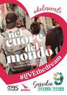 Cover of Nel cuore del mondo. Adolescenti