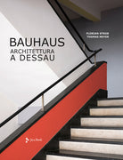 Cover of Bauhaus. Architettura a Dessau