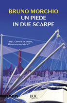 Cover of piede in due scarpe