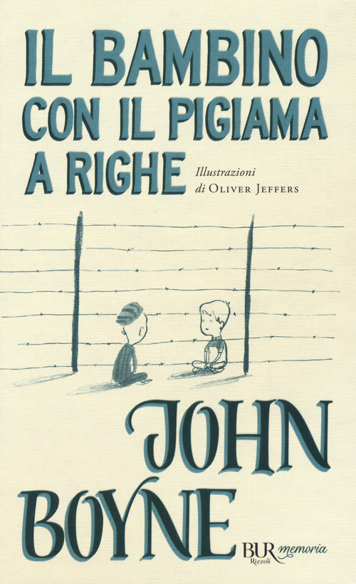 Cover of bambino con il pigiama a righe