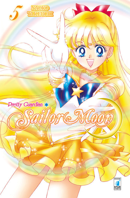 Cover of Pretty guardian Sailor Moon. New edition