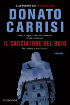 Cover of cacciatore del buio. La trilogia di Marcus