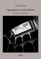 Cover of Ogni giorno un cielo diverso