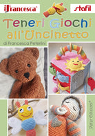 Cover of Teneri giochi all'uncinetto