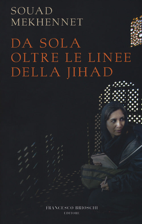 Cover of Da sola oltre le linee della jihad