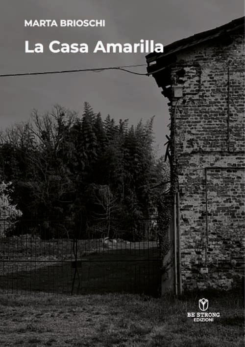 Cover of casa amarilla