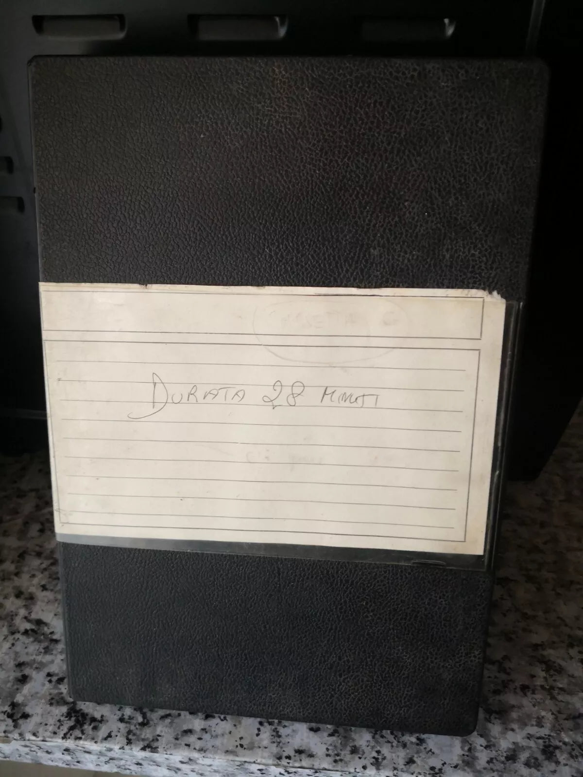 Vhs - V-2000 - 28 minuti di durata - contenuto sconosciuto