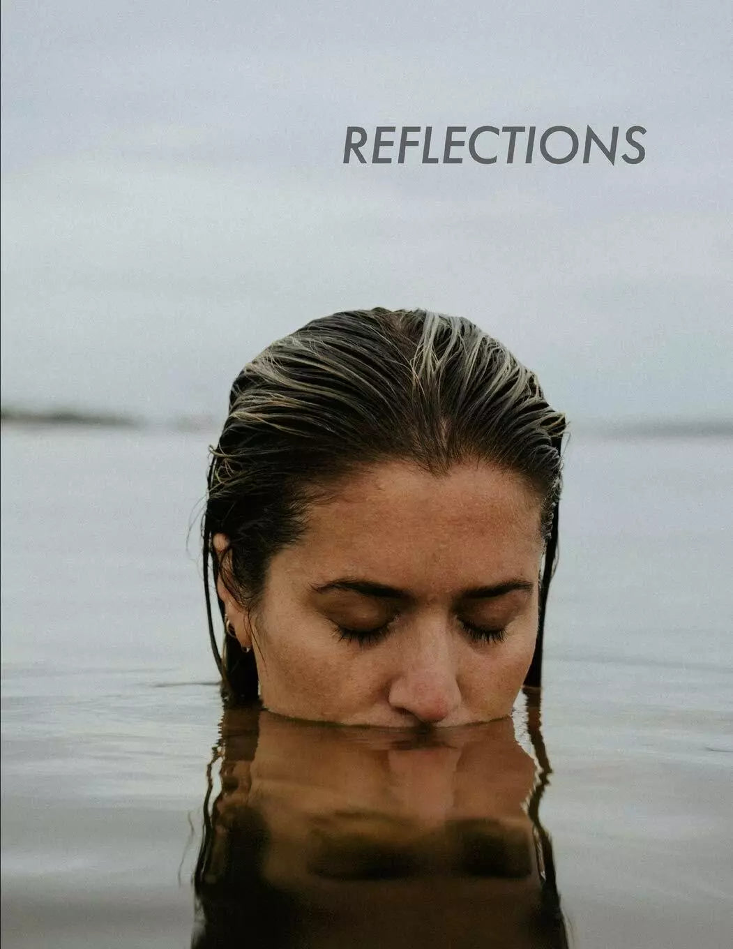 Reflections A Beautiful Coffee Table Photography Art Book di Stress, 2021, Ind