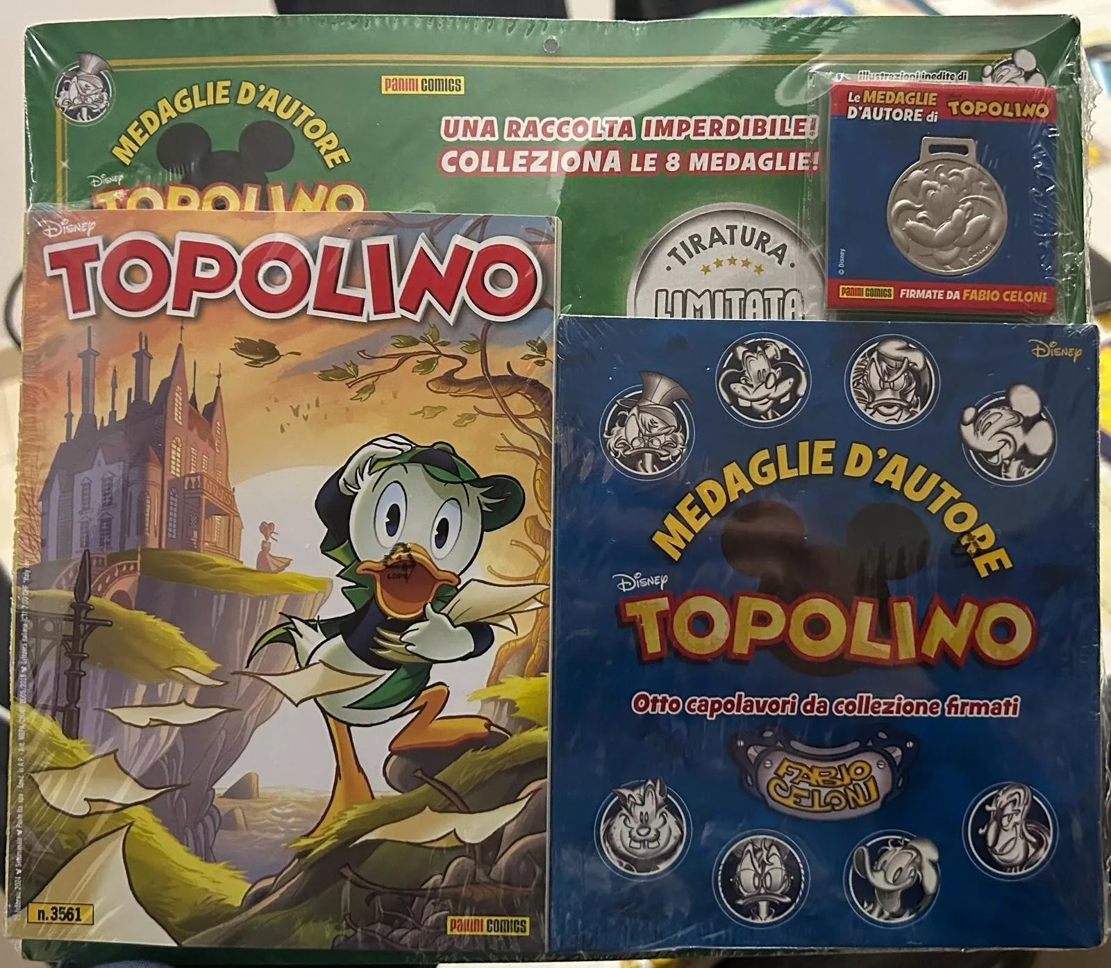 Topolino 3561 Con Raccoglitore e Medaglia di Pippo di Walt Disney
