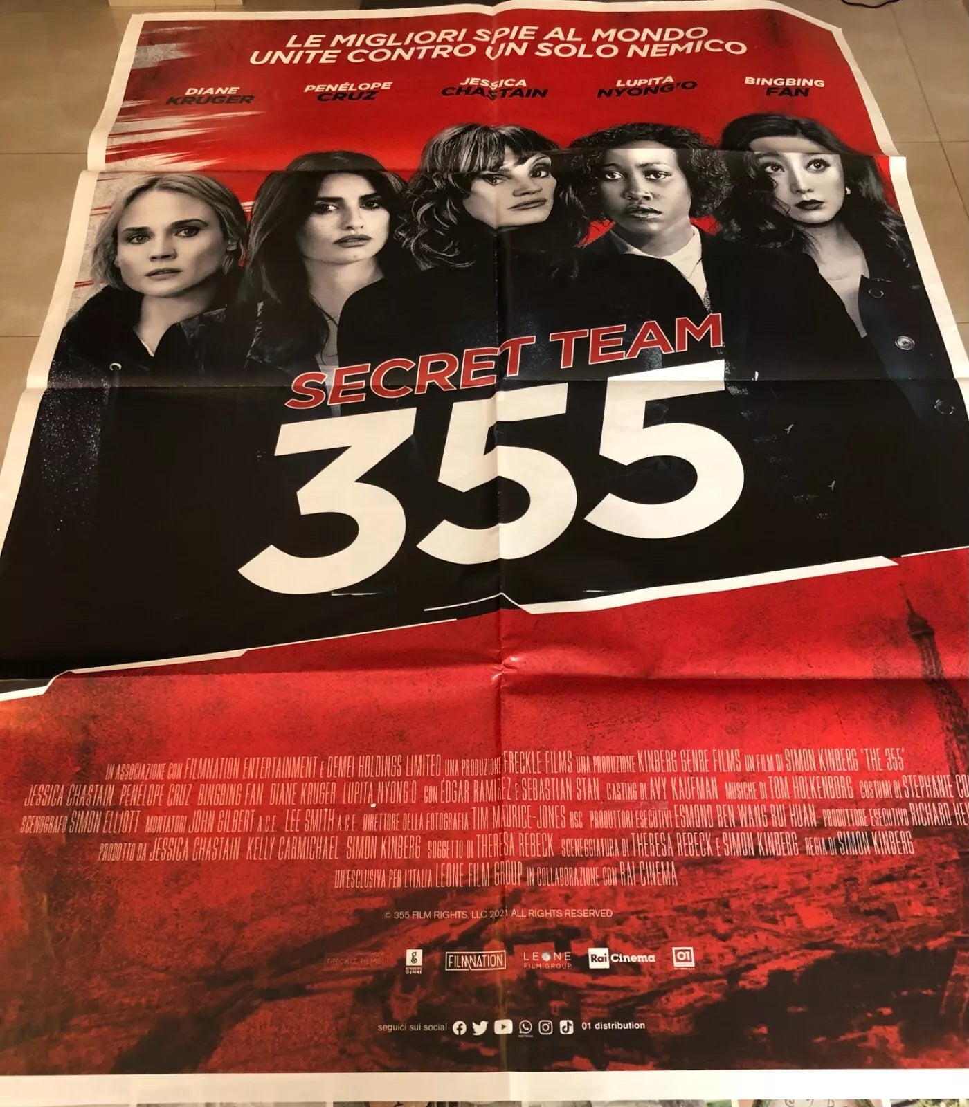 Poster locandina Secret team 355 100x140 cm ORIGINALE da cinema 2022 di Simon Ki