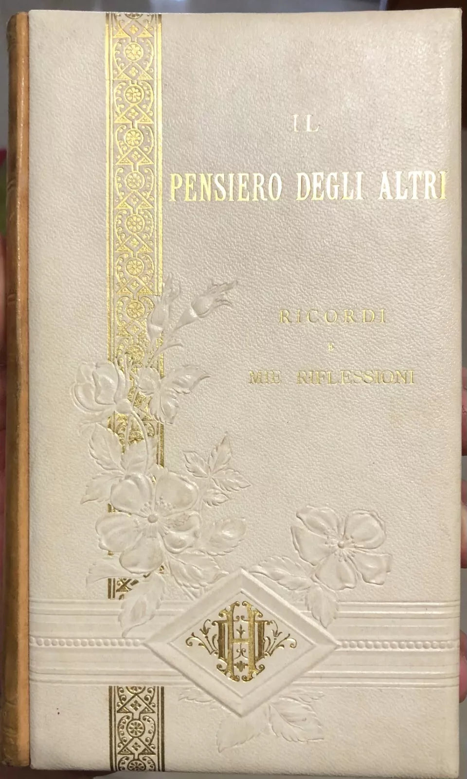 Il pensiero degli altri Ricordi e mie riflessioni Con cofanetto di Aa vv