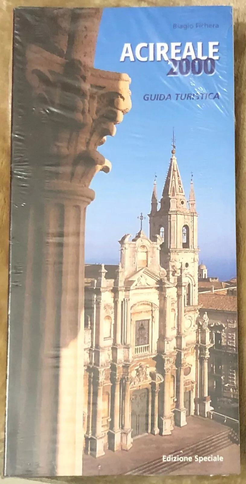 Acireale 2000 Guida turistica di Biagio Fichera