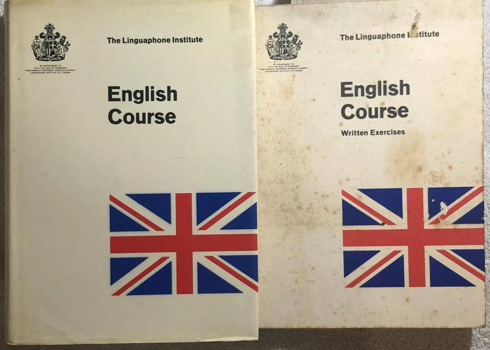 English Course+Written exercises di Aa.vv., 1970, The Linguaphone Institute