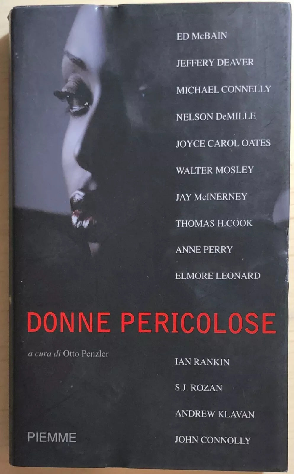 Donne pericolose di Aa.vv., 2007, Piemme