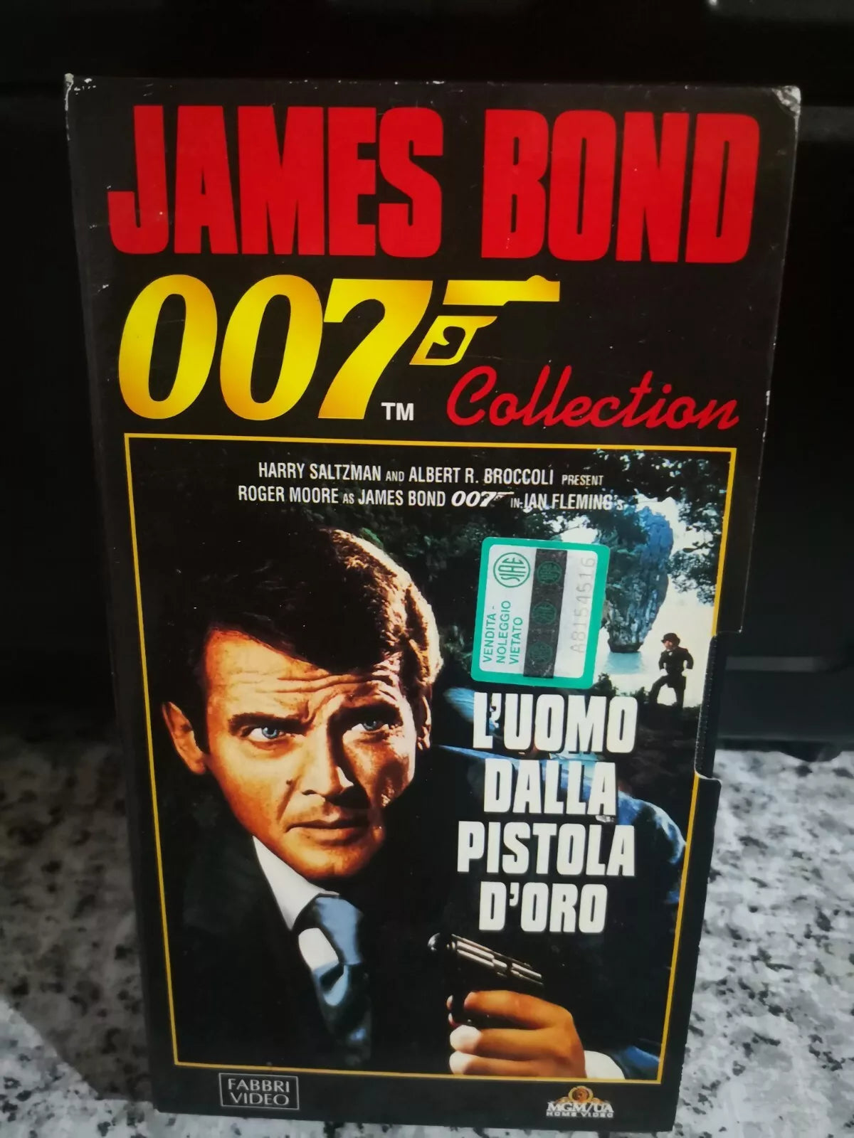 James Bond - 007 - L Uomo dalla pistola d oro - 1996- Fabbri -F