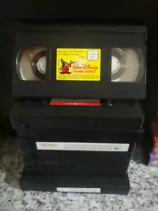 Lotto di 8 vhs senza cofanetto - con titoli in descrizione -F