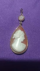 Ciondolo vintage con cammeo, 3,5 gr., 5x2 cm